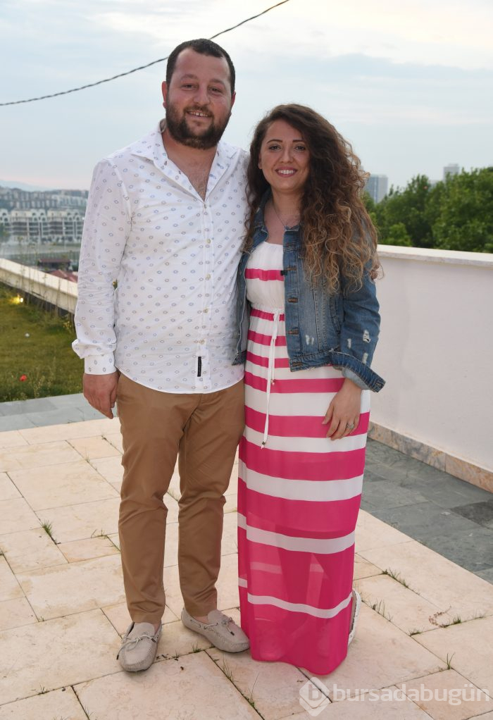 Bursalı Burtek iftarında renkli görüntüler 