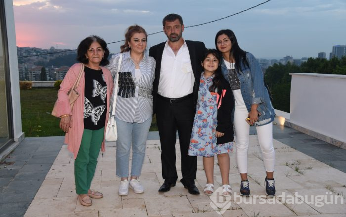 Bursalı Burtek iftarında renkli görüntüler 