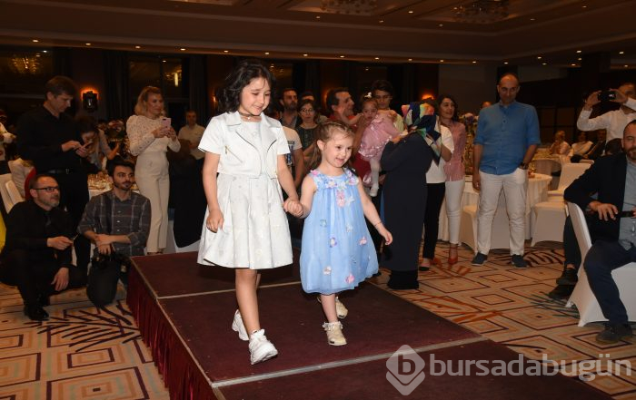 Bursalı Down Sendromlu çocukların muhteşem gecesi
