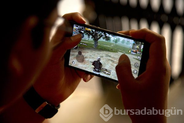 6 saat PUBG oynayan çocuk kalp krizinden öldü...