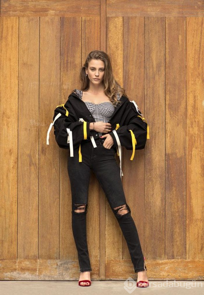 Serenay Sarıkaya kapak kızı oldu