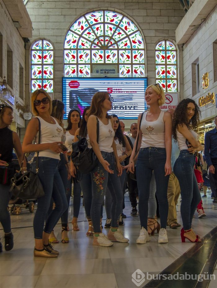 Finalist mankenler Bursa'da kampa girdi