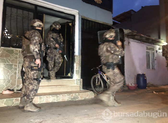 Bursa'da şafak operasyonu! Çok sayıda gözaltı var