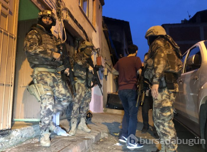 Bursa'da şafak operasyonu! Çok sayıda gözaltı var
