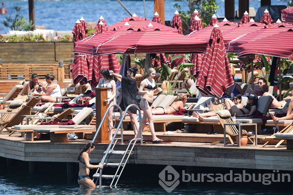 Aleyna sınav öncesi stres attı