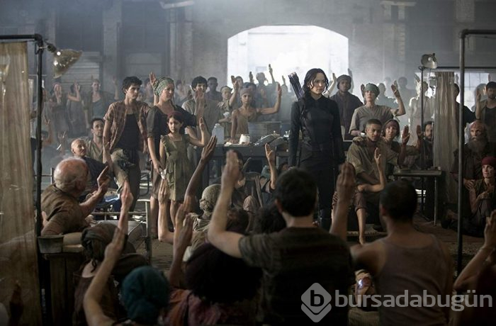 The Hunger Games (Açlık Oyunları) devam ediyor