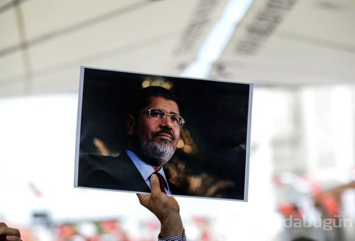 Türkiye'nin dört bir yanında Muhammed Mursi için cenaze namazı kılındı