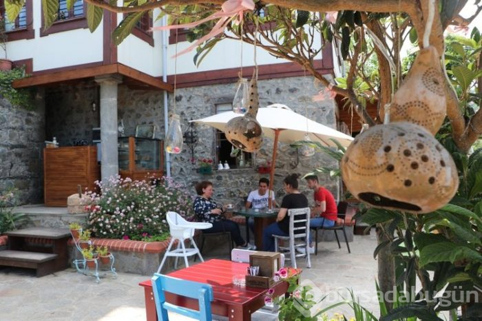 Tarihi Ortamahalle misafirlerini bekliyor