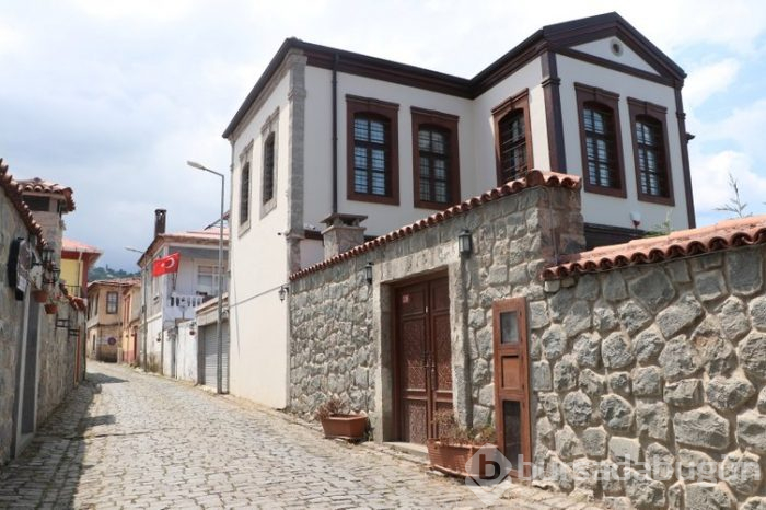 Tarihi Ortamahalle misafirlerini bekliyor