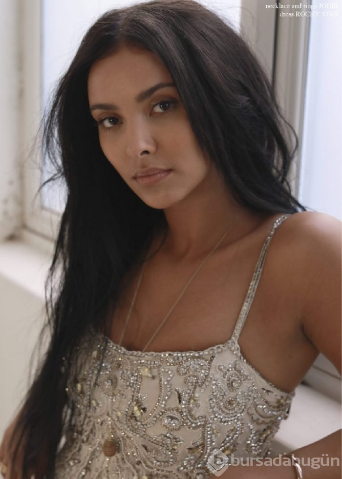 Maya Jama, yine herkesi büyülemeyi başardı