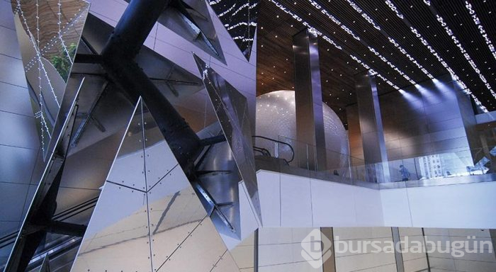 Spielberg'in küresi açıldı