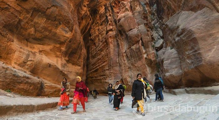 Yüzlerce yıl sonra bulunan görkemli kent Petra