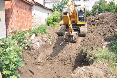 Malkara'da '5 ton altın' iddiası üzerine kazı çalışması başlatıldı