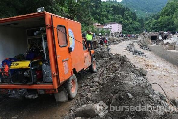 Sel felaketinden gelen görüntüler dehşete düşürdü
