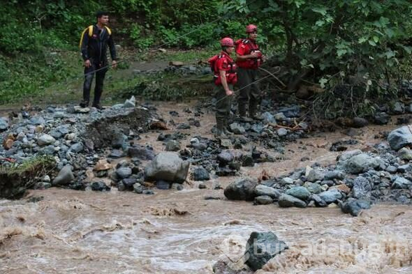 Sel felaketinden gelen görüntüler dehşete düşürdü