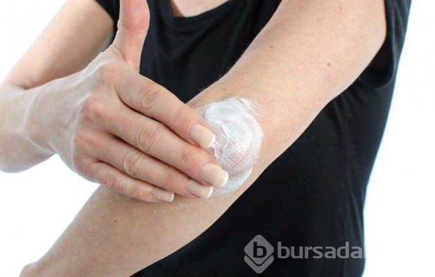 Dirsekteki kararmalar için yöntem