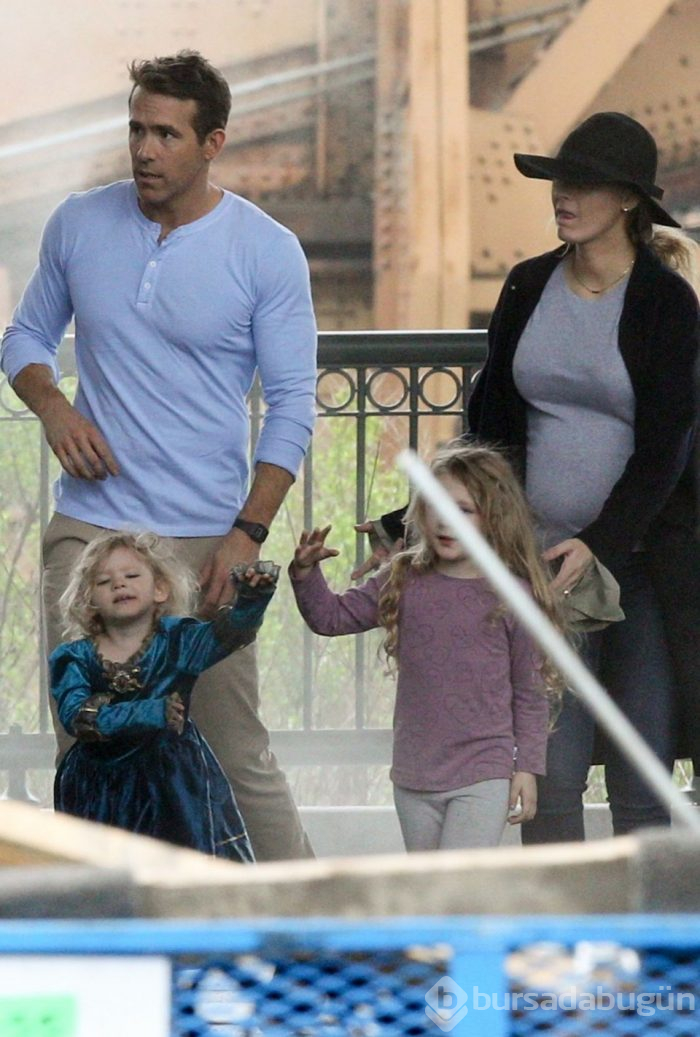 Blake Lively'nin karnı burnunda