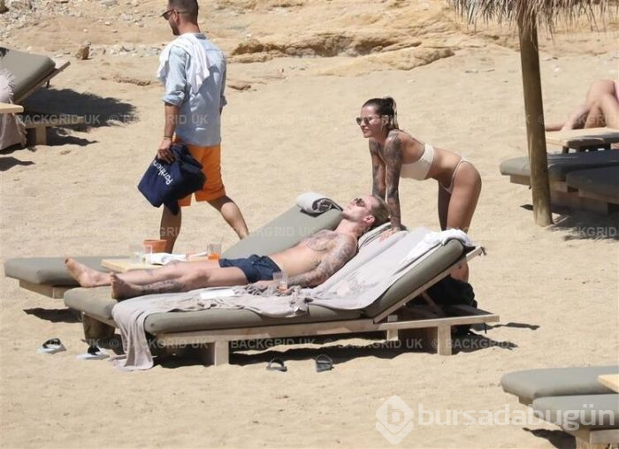 Kim, nerede tatilde?
