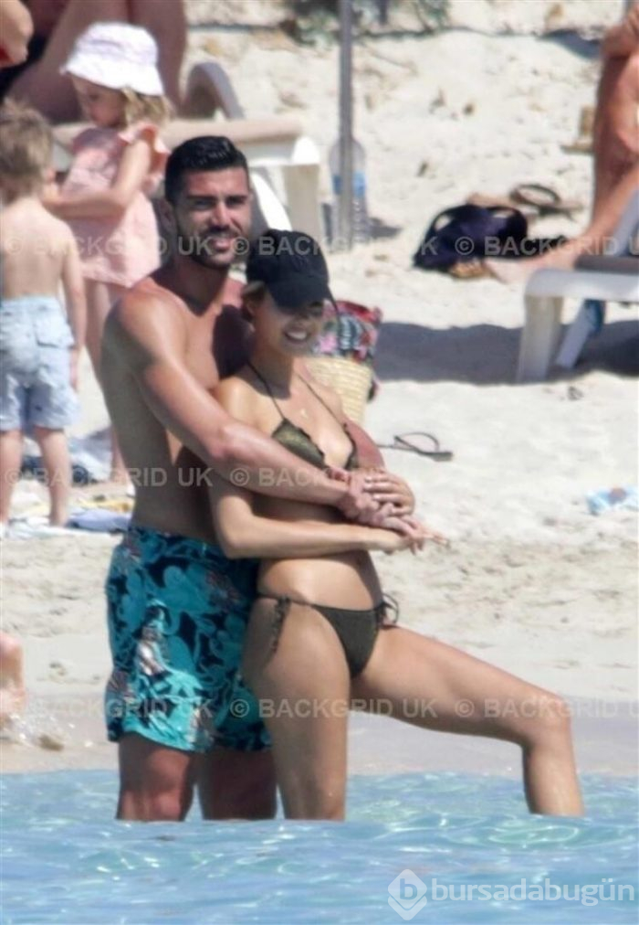 Kim, nerede tatilde?
