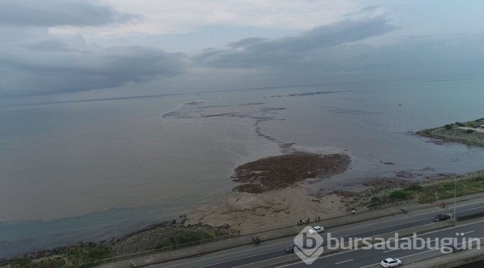 Trabzon'da deniz çamura bulandı