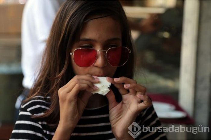 Türkiye'nin dört bir yanından bu dondurma için geliyorlar