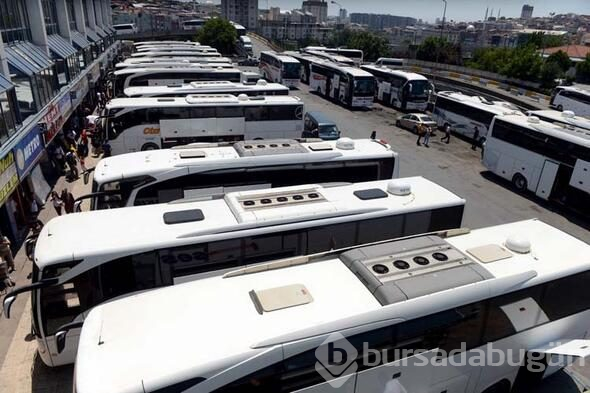 Otogarda gidiş yoğunluğu devam ediyor
