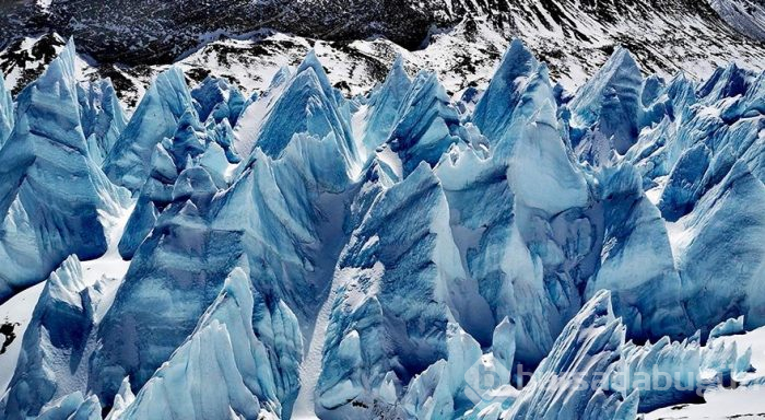 Everest'te dağcıların merkez üssü: Ana kamp