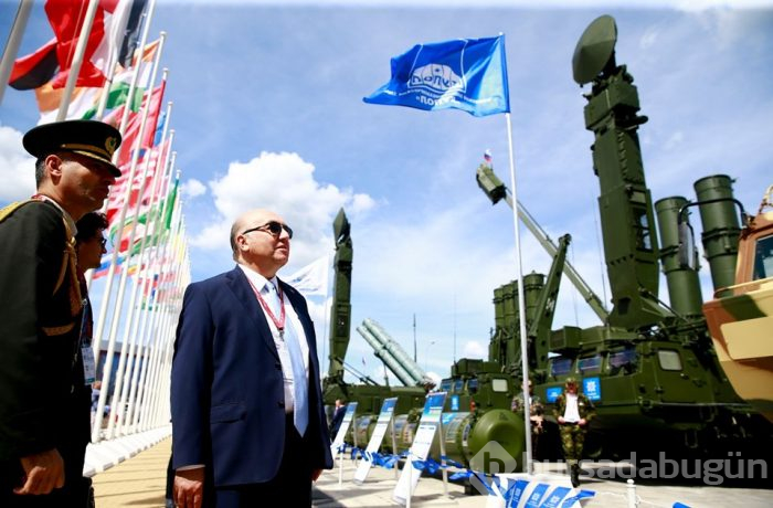 S-400 sistemi Moskova'da sergilendi