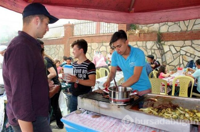 Bu köfte için o ilçeye akın ediyorlar