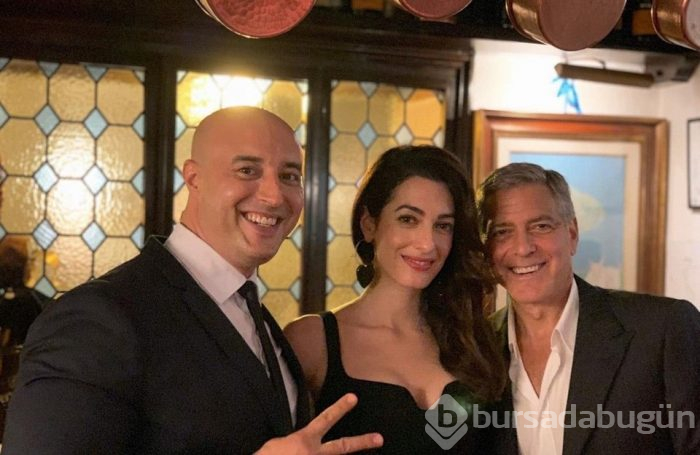 George Clooney romantik yemek sonrası mutfağa girdi