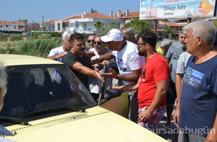 Ayvalık'ta yazlıkçılar yol kapattı 