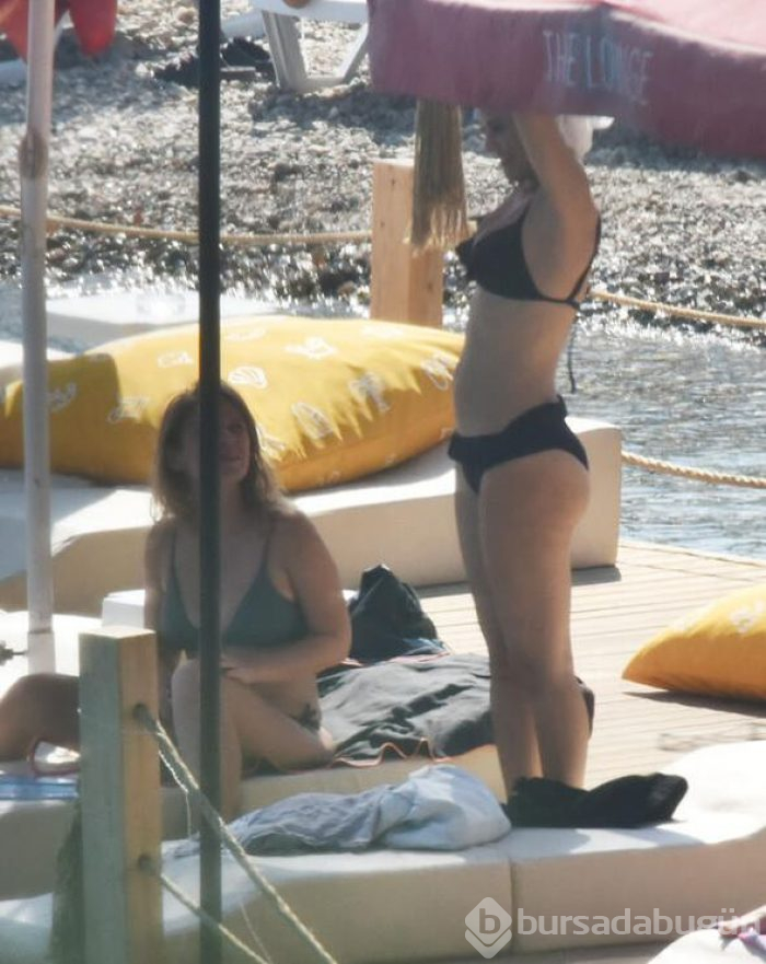Kız kıza tatil
