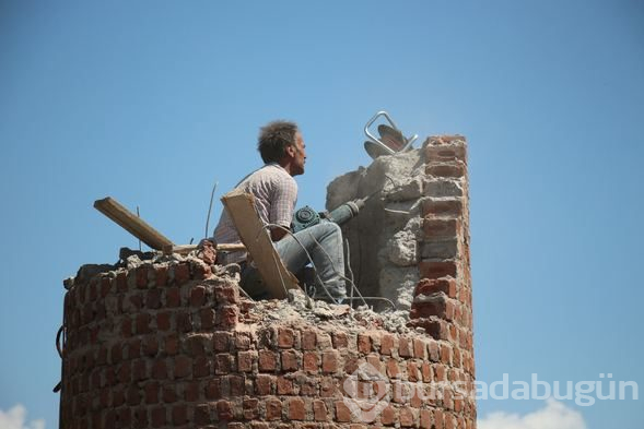 Karar verildi... 15 metrelik minareyi böyle yıkıyor
