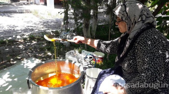 Karslı kadınların kış hazırlığı başladı

