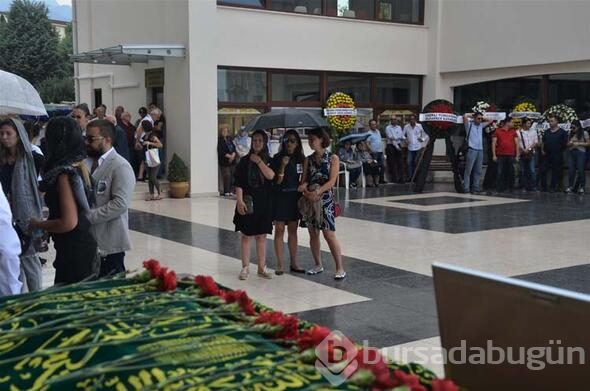 İş adamının cenazesinde 'helallik' şoku 
