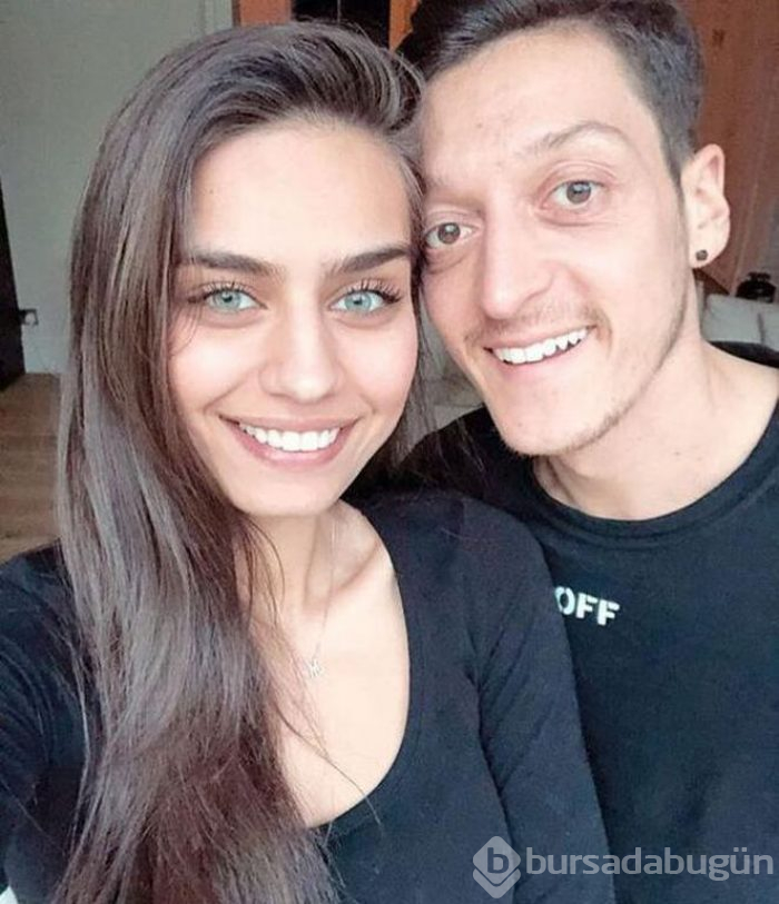 Ünlü çiftin kalabalık balayı