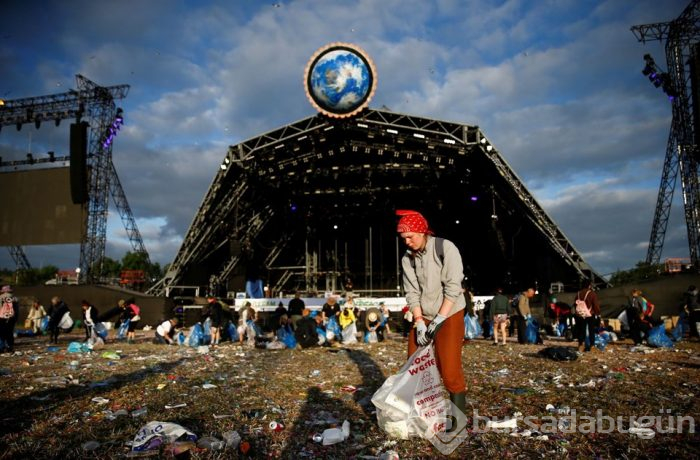 Glastonbury Festivali'nin ardında çöp dağı kaldı
