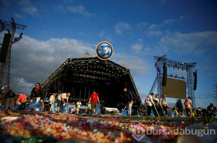 Glastonbury Festivali'nin ardında çöp dağı kaldı