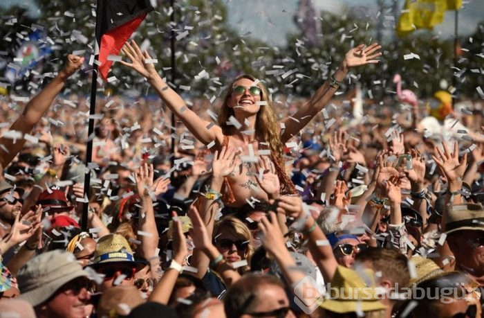 Glastonbury Festivali'nin ardında çöp dağı kaldı