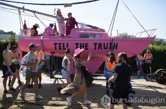 Glastonbury Festivali'nin ardında çöp dağı kaldı