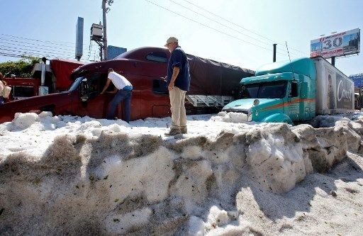 Meksika'da yaz ortasında dolu fırtınası