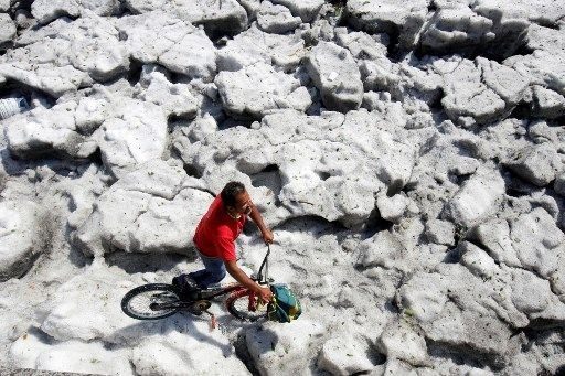 Meksika'da yaz ortasında dolu fırtınası
