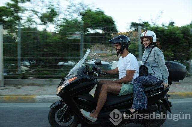 Burak Özçivit ile Fahriye Evcen taşınıyor