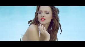 Otilia modacı oldu!