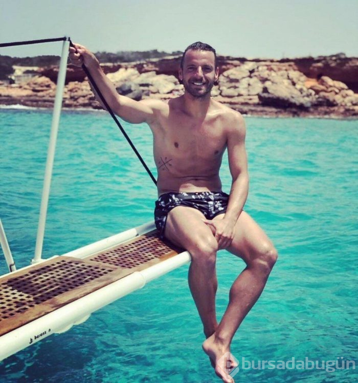 Futbolcular tatilde (Enes Ünal,Cengiz Ünder,Hakan Çalhanoğlu)