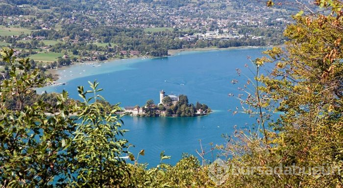 Avrupa'nın en temiz gölü Annecy