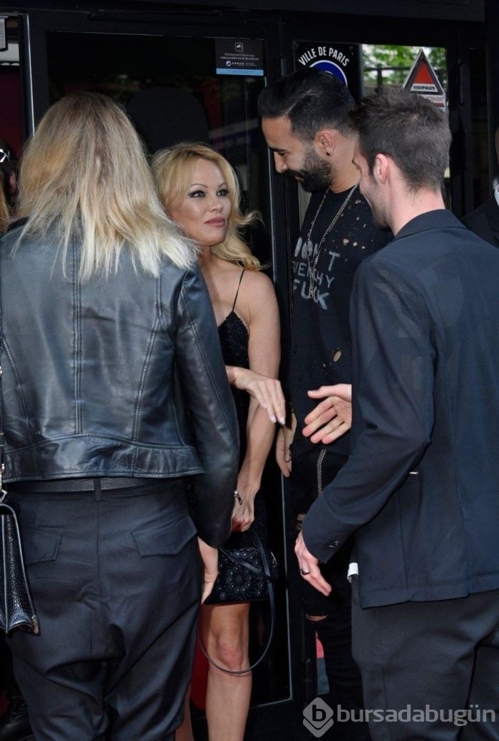 Pamela Anderson: Adil Rami bana şiddet uyguladı