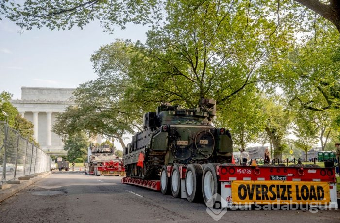 Tanklar Washington sokaklarında