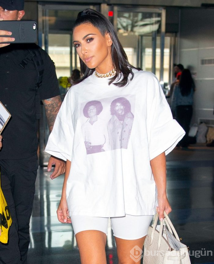 Kim Kardashian elbise davasından 2,7 milyon dolar kazandı