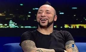 5 bin 200 kere arayan hayranına 6 ay hapis cezası